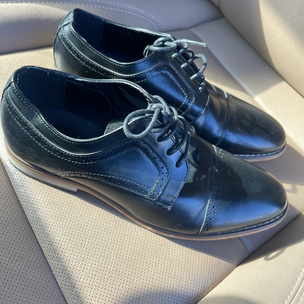 Youth boys dress shoes
